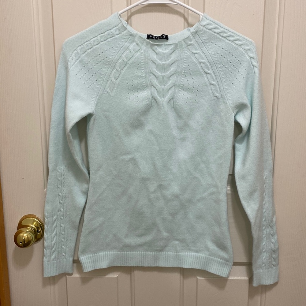Venus sweater